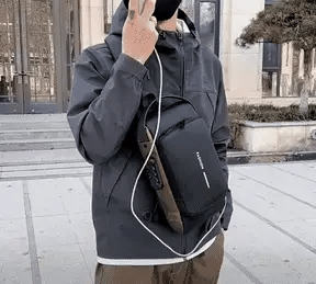 MOCHILA IMPERMEABLE Y ANTI ROBO